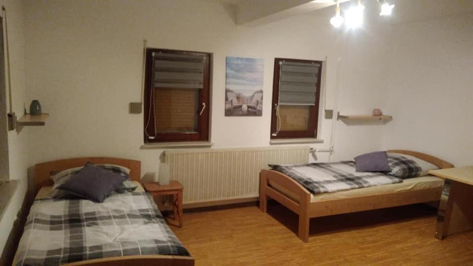 "Klein Und Fein"-Monteurzimmer Pohlheim Kültér fotó